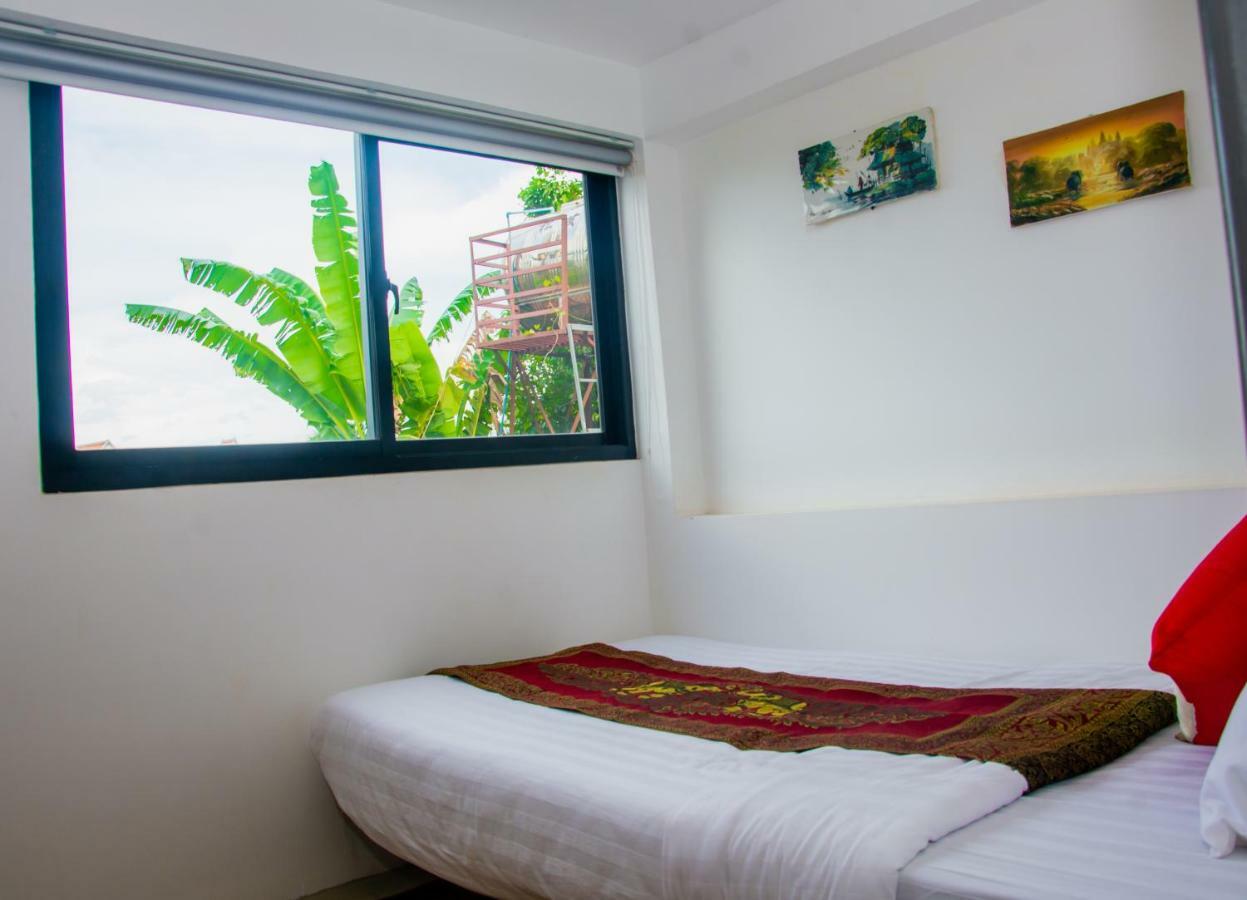1004 Boutique Hotel Siem Reap Exterior photo